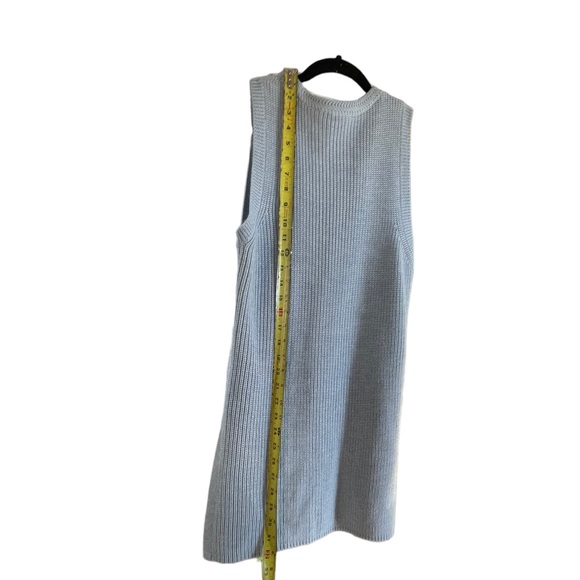 Women’s GUESS light blue knit sleeveless tunic, size M preloved - Picture 2 of 5